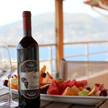 Atlantis Apartments Sarandë エクステリア 写真
