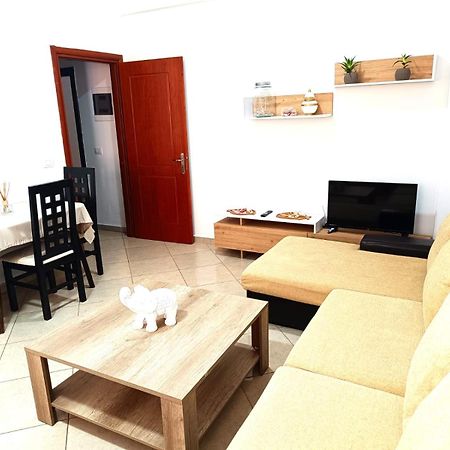 Atlantis Apartments Sarandë エクステリア 写真