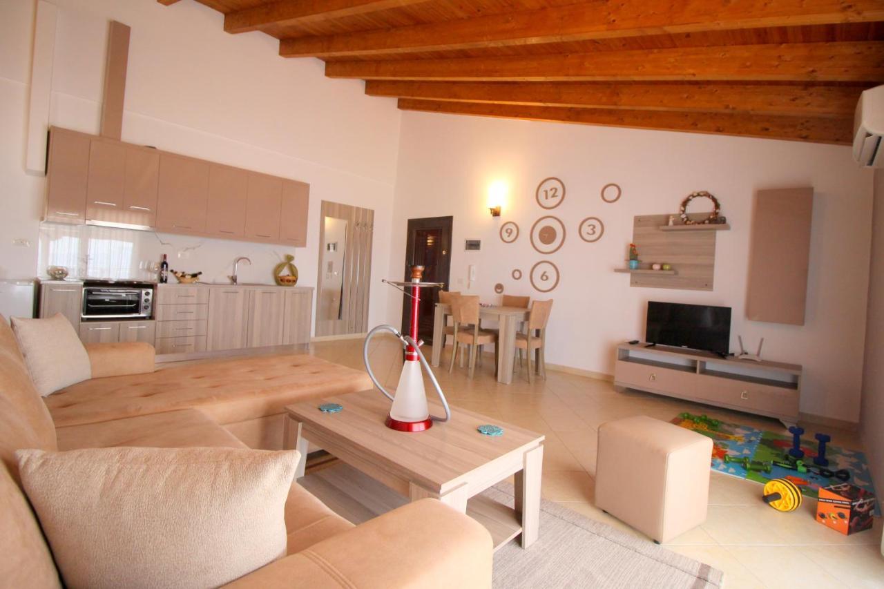 Atlantis Apartments Sarandë エクステリア 写真
