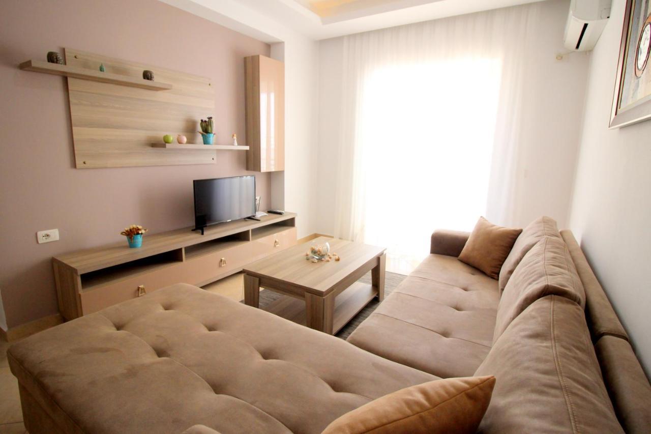 Atlantis Apartments Sarandë エクステリア 写真