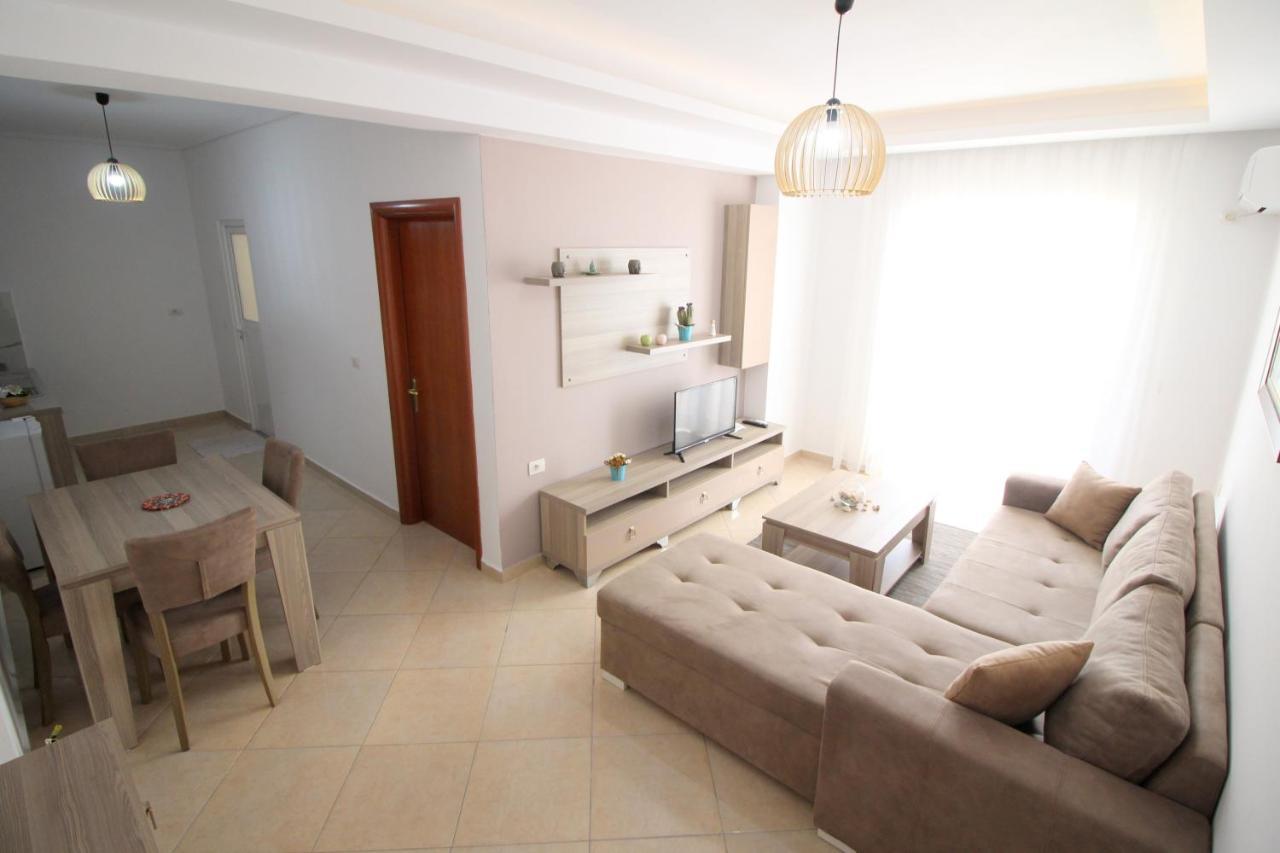 Atlantis Apartments Sarandë エクステリア 写真