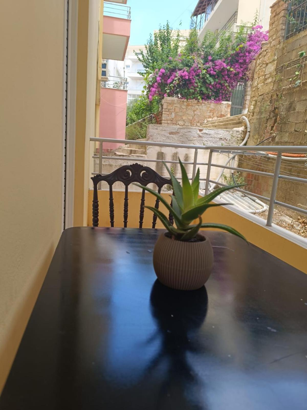 Atlantis Apartments Sarandë エクステリア 写真